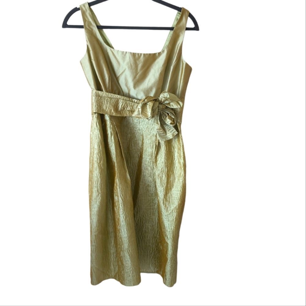Siri Silk Light Green Iridescent Cocktail Dress‎ Size 10